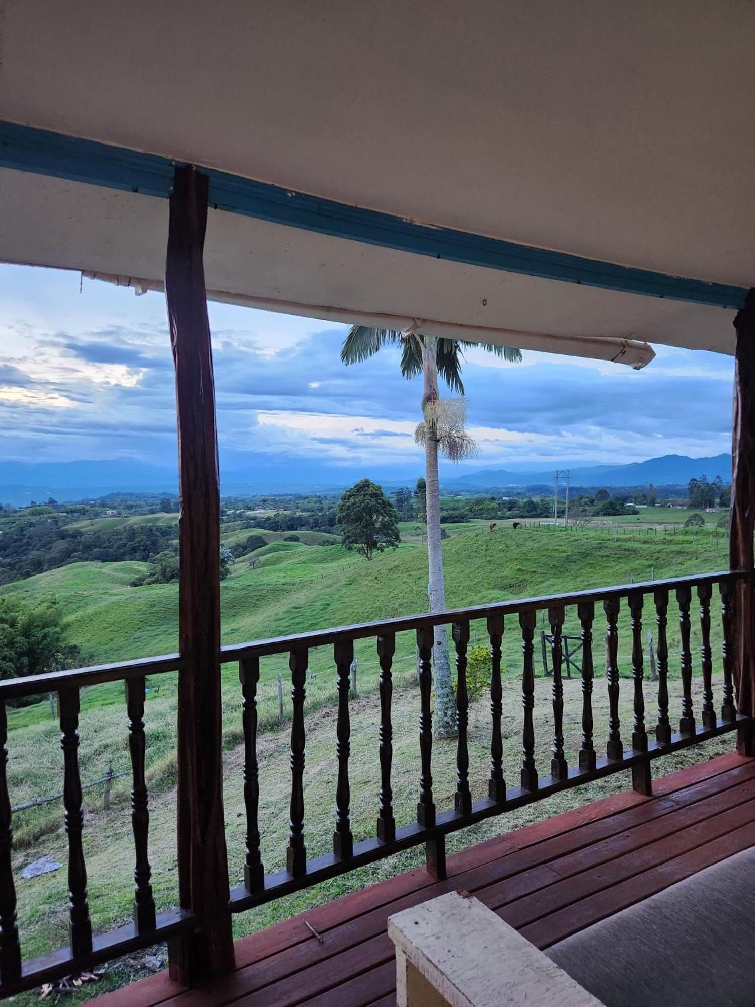 Nankirua Hotel Filandia Exterior photo